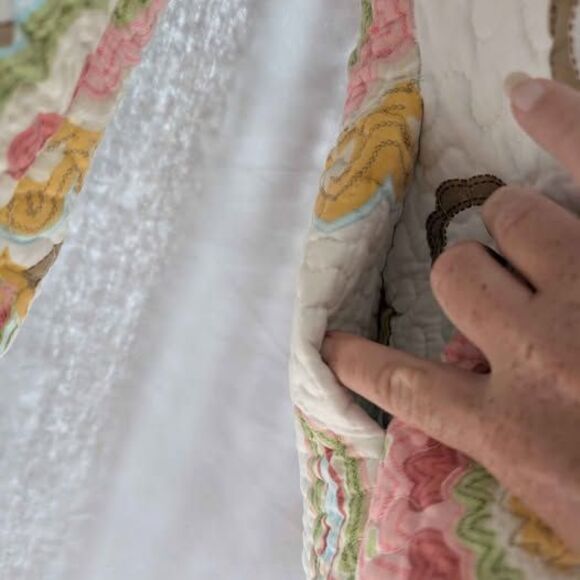 Handmade Floral Vintage Quilt Coat Jacket Upcycled One of a Kind - Picture 4 of 9